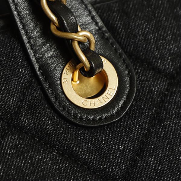 2026127214758759 900